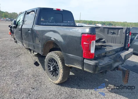 2019 Ford F-250 Lariat z USA, uszkodzony, nr VIN 1FT7W2B69KEG82649